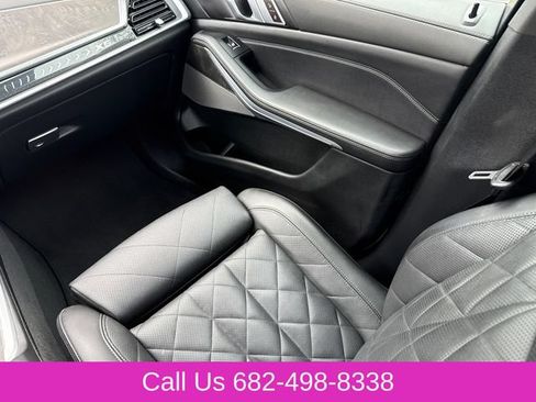 Used 2024 BMW X5 xDrive40i w/ Premium Package AWD/4WD image 16