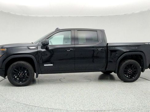 Used 2025 GMC Sierra 1500 Elevation image 8