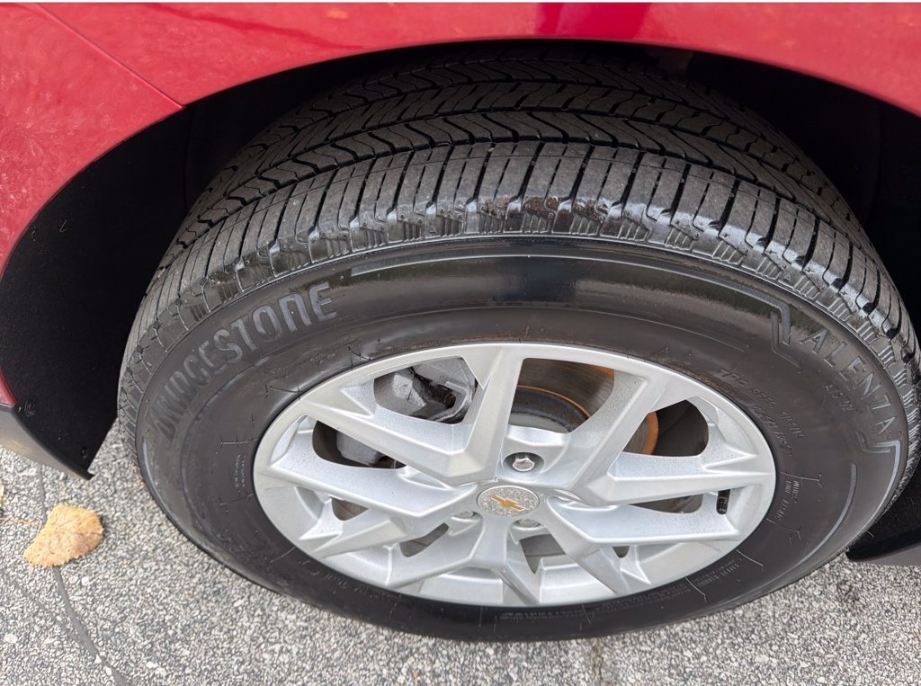 Used 2024 Chevrolet Equinox LT AWD/4WD image 13