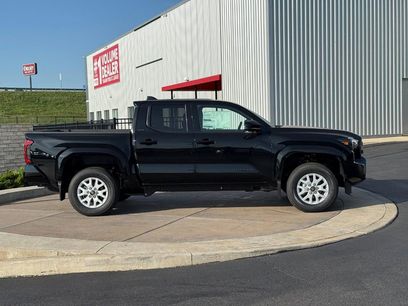 New 2025 Toyota Tacoma SR5