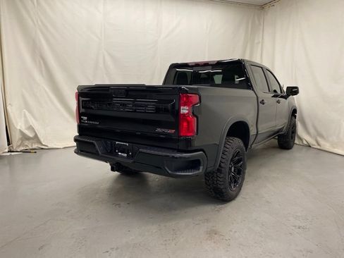 Used 2024 Chevrolet Silverado 1500 ZR2 w/ Technology Package AWD/4WD image 6