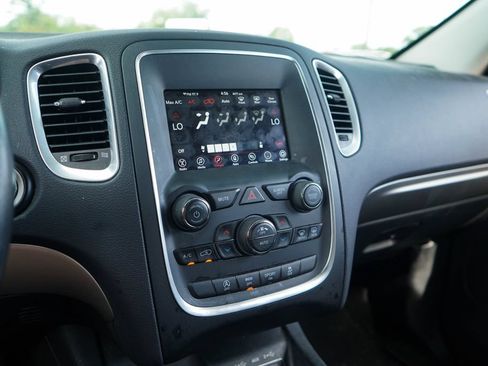 Used 2020 Dodge Durango SXT w/ 3rd Row Seating Group RWD image 8