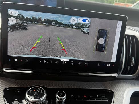 New 2026 Ford Expedition Active RWD image 17
