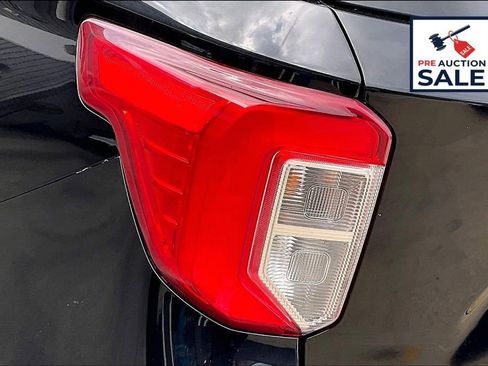 Used 2023 Ford Explorer Limited RWD image 30