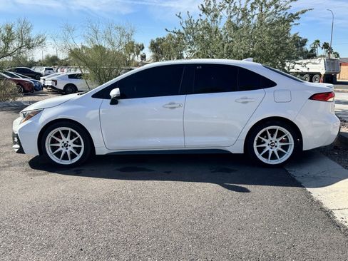 Used 2020 Toyota Corolla SE image 6