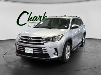 Used 2018 Toyota Highlander Limited FWD video 1