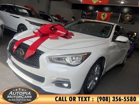 Used 2017 INFINITI Q50 3.0t Premium w/ Driver Assistance Package AWD/4WD image 29