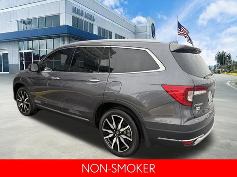 Used 2022 Honda Pilot Touring image 6