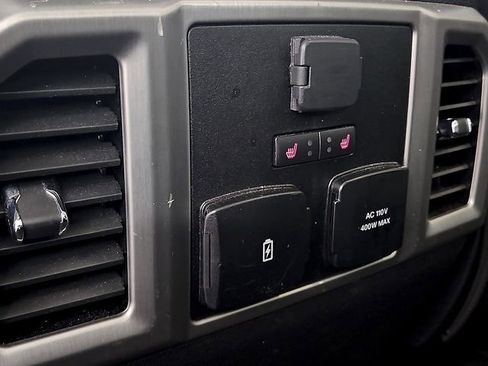 Certified 2021 Ford F250 Platinum w/ FX4 Off-Road Package image 12