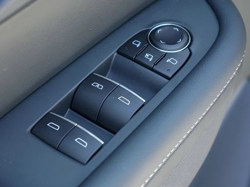 New 2026 Buick Enclave Sport Touring w/ Super Cruise Package FWD image 17