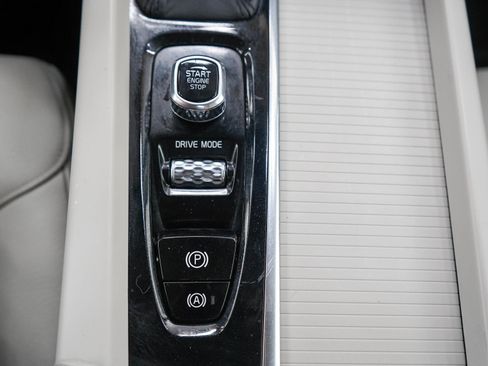 Used 2020 Volvo S60 T5 Momentum w/ Protection Package Premier FWD image 22
