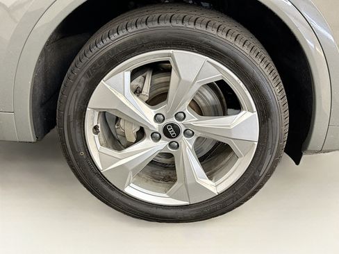 Used 2023 Audi Q5 2.0T Premium Plus w/ Premium Plus Package AWD/4WD image 37