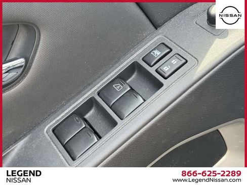 Used 2023 Nissan Frontier SV w/ Technology Package AWD/4WD image 14