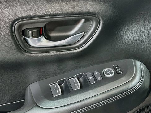 Used 2026 Honda HR-V EX-L image 16