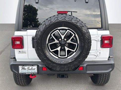 Used 2024 Jeep Wrangler Unlimited Rubicon AWD/4WD image 5