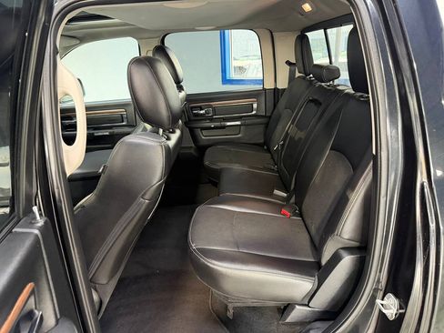 Used 2016 RAM 1500 Laramie w/ Convenience Group AWD/4WD image 11