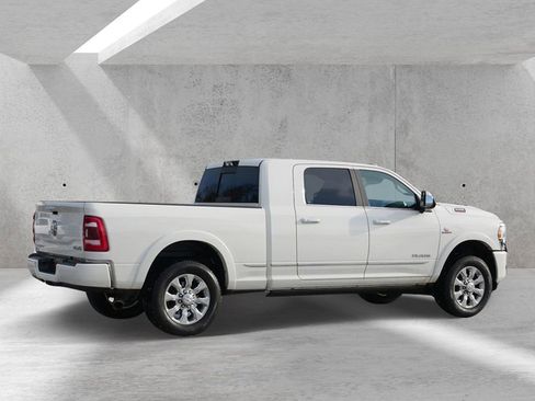 Used 2022 RAM 2500 Limited image 3