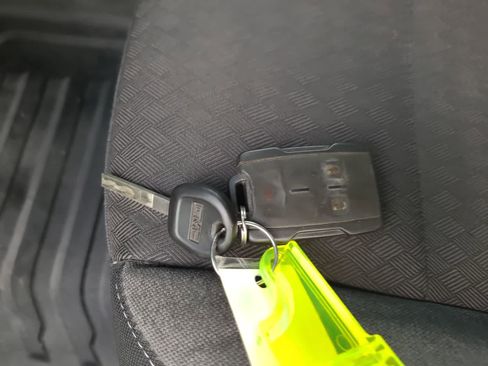 Used 2020 GMC Sierra 2500 SLE image 28