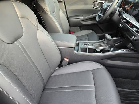 New 2026 Kia Sorento S image 10