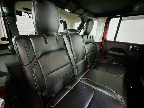 Used 2021 Jeep Wrangler Unlimited Sahara w/ Cold Weather Group image 25