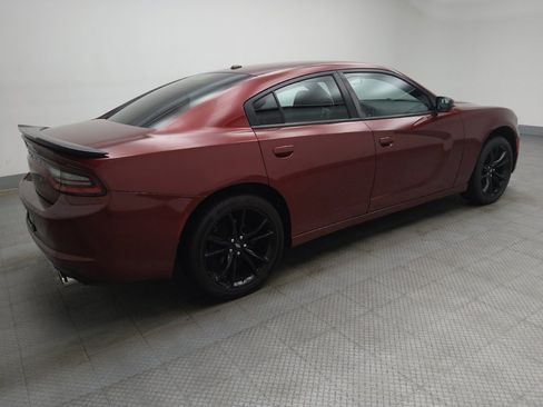 Used 2018 Dodge Charger SXT w/ Blacktop Package RWD image 10
