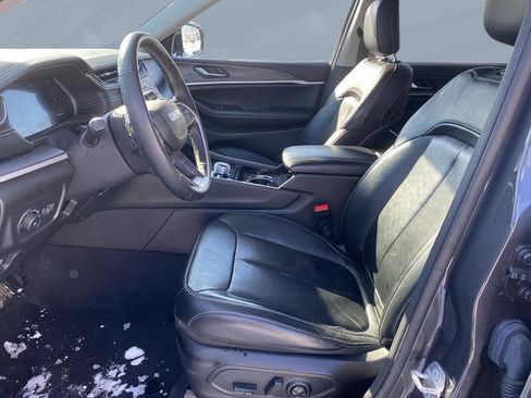 Used 2022 Jeep Grand Cherokee L Limited image 5