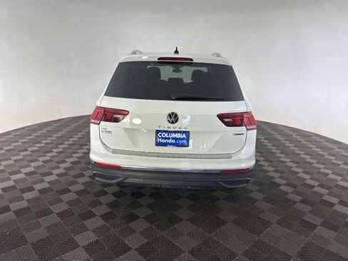 Used 2022 Volkswagen Tiguan SE AWD/4WD image 7