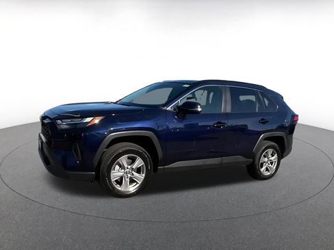 Used 2025 Toyota RAV4 XLE w/ Convenience Package image 8