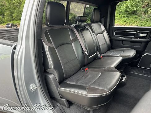 Used 2022 RAM 3500 Laramie AWD/4WD image 11