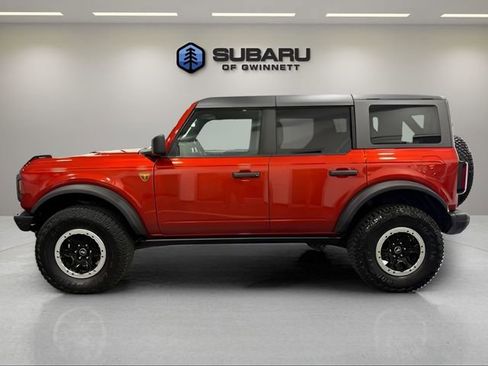 Used 2024 Ford Bronco Badlands w/ Sasquatch Package AWD/4WD image 2