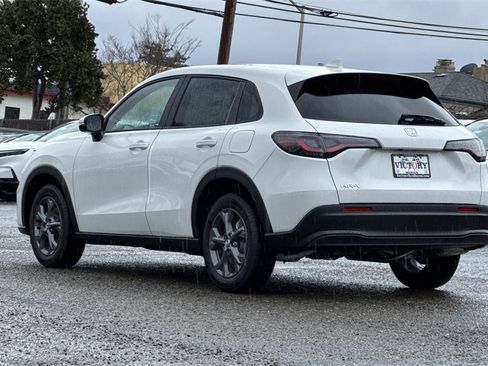 New 2026 Honda HR-V LX image 6