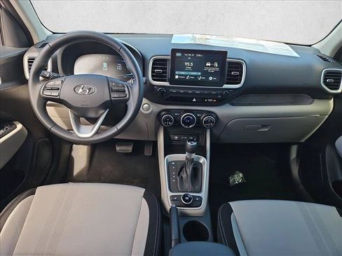 New 2026 Hyundai Venue SEL FWD image 15