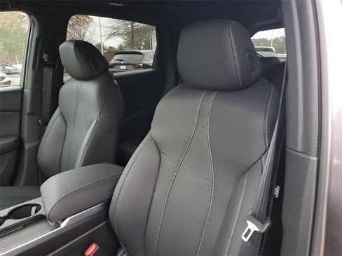 New 2026 Acura RDX SH-AWD image 18