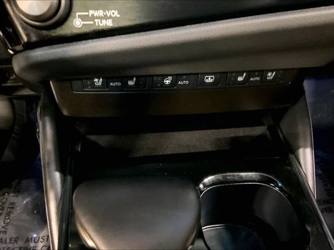 Used 2025 Lexus ES 300h w/ Luxury Package image 35