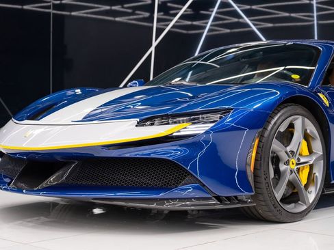 Used 2022 Ferrari SF90 Stradale image 4