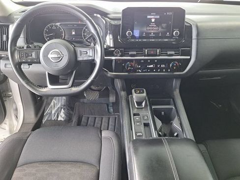 Used 2023 Nissan Pathfinder SV FWD image 27