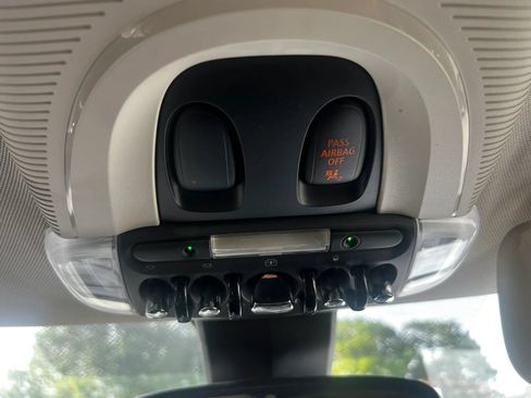 Used 2015 MINI Cooper S w/ Park Assistant Package FWD image 44