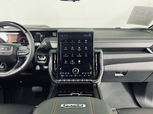 Used 2025 GMC Yukon AT4 Ultimate image 33