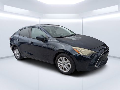 Used 2018 Toyota Yaris iA image 1