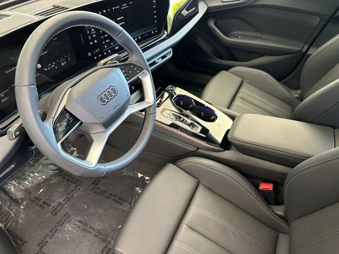Used 2025 Audi A5 2.0T Premium Plus w/ Premium Plus AWD/4WD image 10