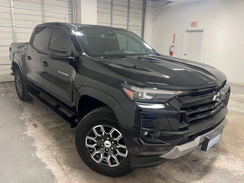 Certified 2024 Chevrolet Colorado Z71 w/ Z71 Convenience Package 2 image 1