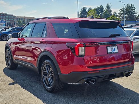 New 2025 Ford Explorer ST w/ Sun And Sound Package image 5