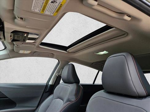 Used 2024 Subaru Crosstrek 2.5i Limited w/ Crosstrek Mirror Package AWD/4WD image 16