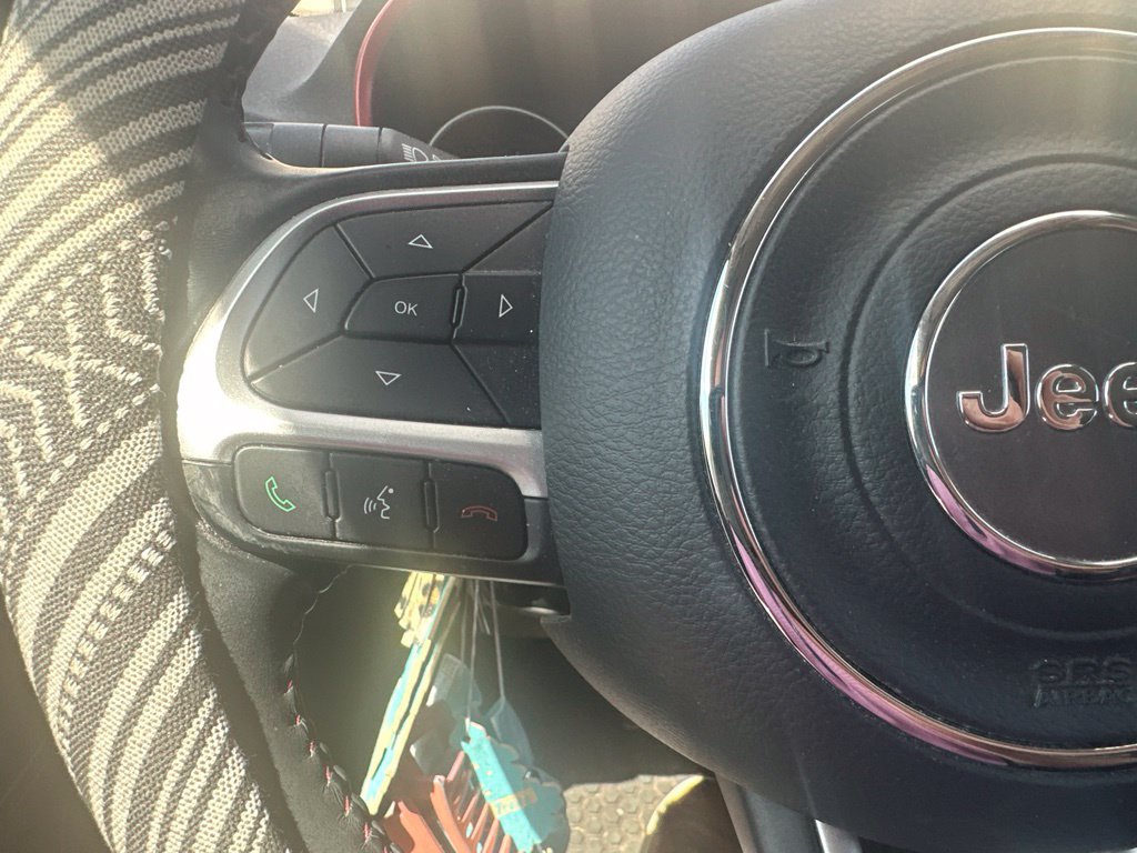 Used 2018 Jeep Compass Trailhawk AWD/4WD image 11