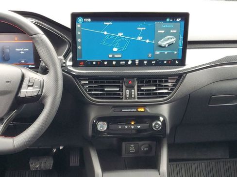 Used 2025 Ford Escape ST-Line w/ Equipment Group 301A image 26