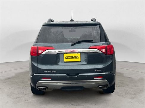 Used 2019 GMC Acadia Denali image 4