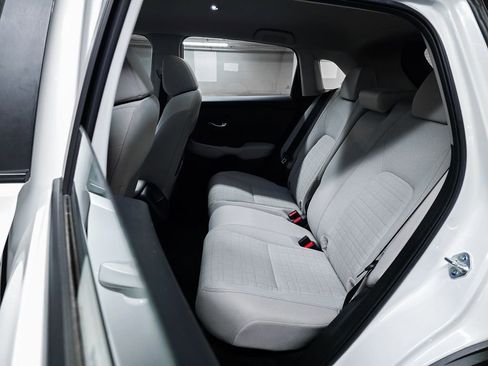 Certified 2023 Honda HR-V LX image 21