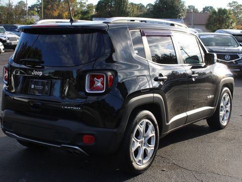 Used 2018 Jeep Renegade Limited image 9
