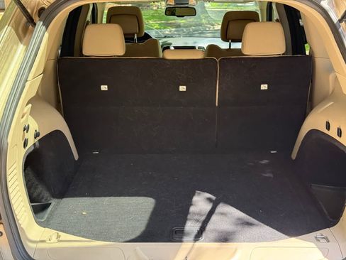 Used 2014 Jeep Grand Cherokee Laredo w/ 18" Wheel & 8.4" Radio Group image 7