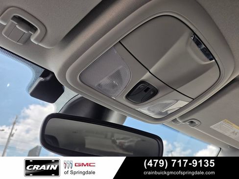 Used 2021 Jeep Cherokee Latitude Plus FWD image 21